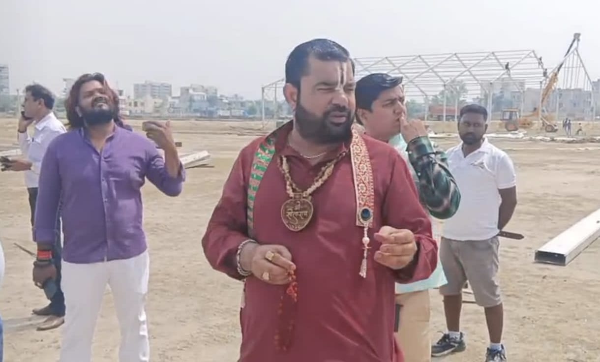 पं० धीरेंद्र शास्त्री के भावी कार्यक्रम के मद्देनजर निर्मल शास्त्री ने लिया तैयारियों का जायजा