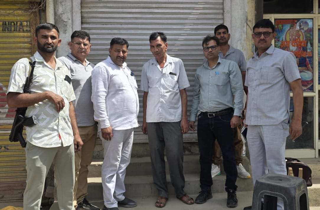 मतलोडा में अवैध नशीले दवाइयां मिलने पर हरियाणा एनसीबी की करनाल यूनिट ने मेडिकल स्टोर को करवाया सील