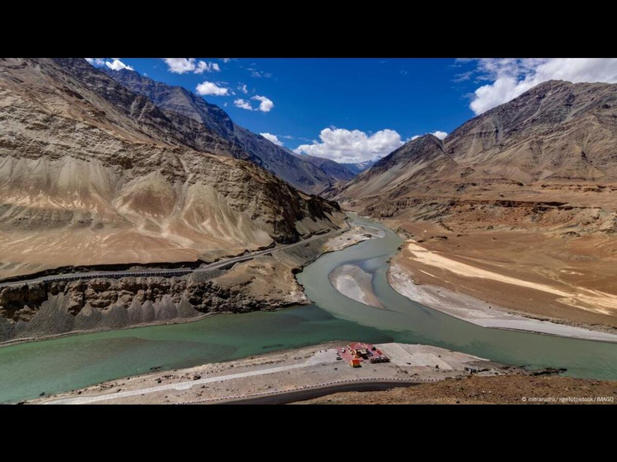 भारत के सिंधु समझौते रद्द होने के बावजूद सामान्य रूप से बह रही नदियां, सैटेलाइट इमेज से मिली जानकारी