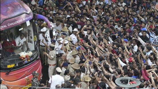 जब मातम में बदल गया आरसीबी की आईपीएल जीत का जश्न!