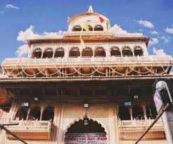 बांके बिहारी मंदिर के बंद होने की खबर अफवाह!