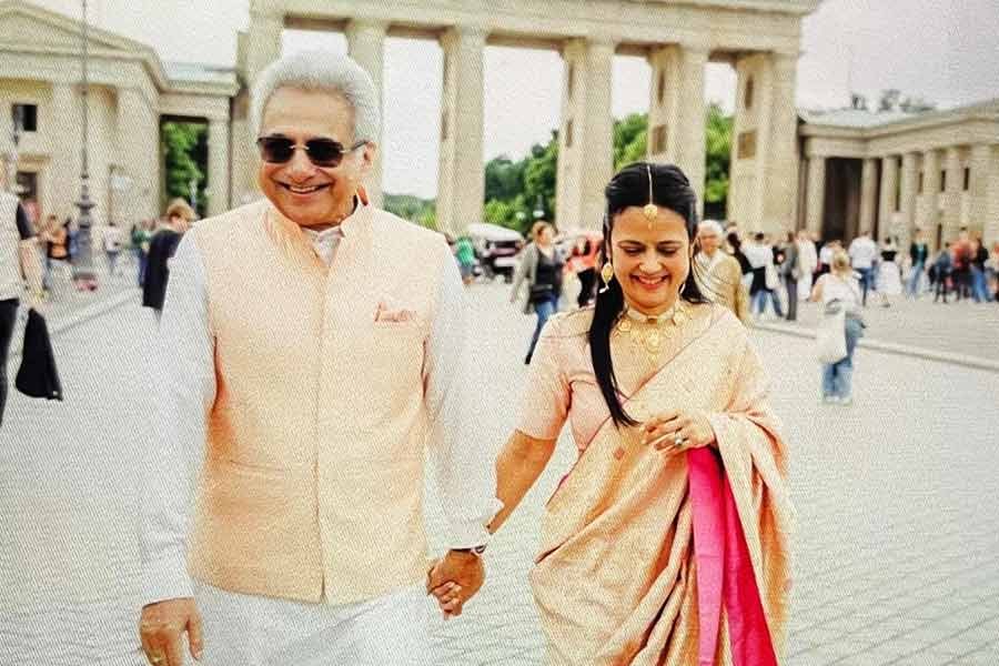अनोखा गठबंधन : अब पिनाकी की हुई महुआ!